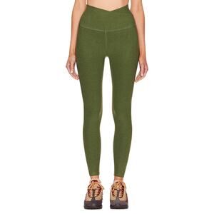 Beyond Yoga Spacedye At Your Leisure Midi Legging in Moss Green Heather Size Med